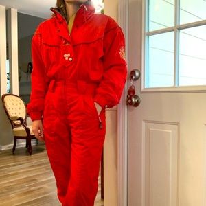 Vintage Red Obermeyer Thermolite “Anna” Embroidered Womens Ski Suit Size 8